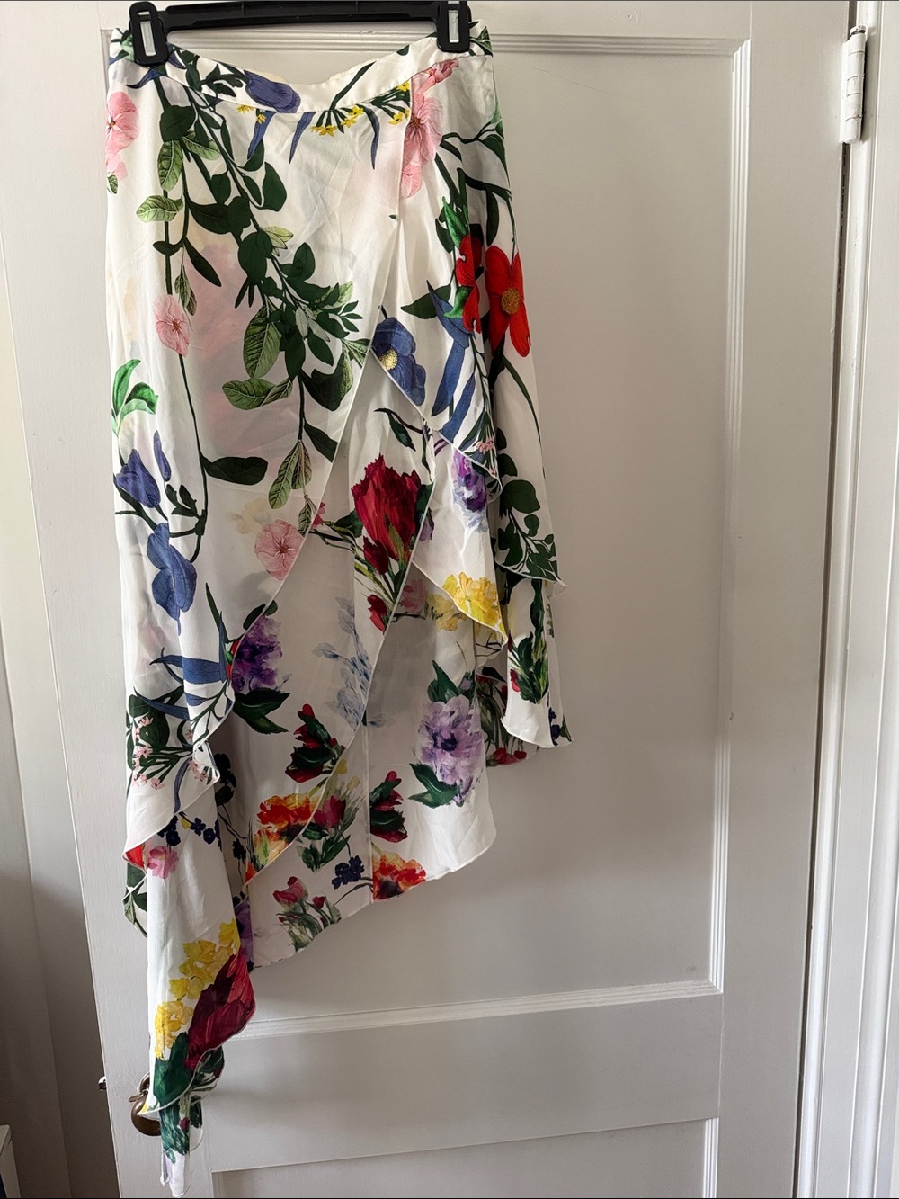 Alice + Olivia White Floral Asymmetrical Wrap Silk Skirt